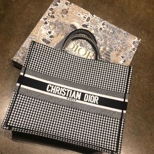 DIOR TOTE - BOOK BAG - SOLD OUT ONLINE